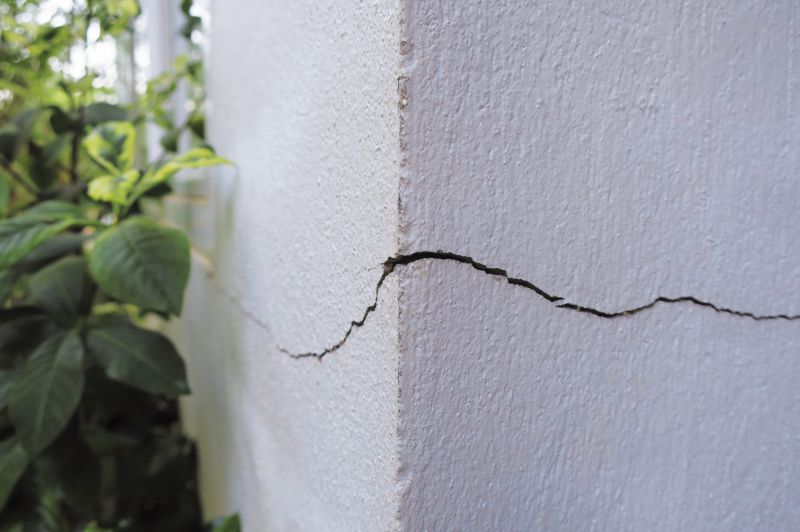 Structural Crack Repair in Sarasota County, FL