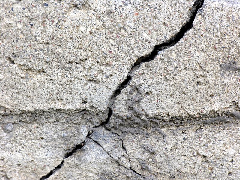 Structural Crack Repair in Sarasota County, FL